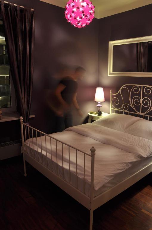Chmielna Guest House Varšava Pokoj fotografie